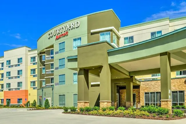 Courtyard Lake Charles