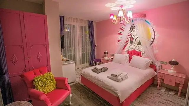 Limnades Hotel