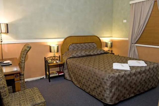 City Motor Inn