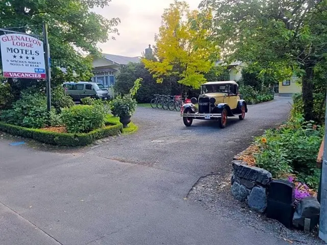 Glenalvon Lodge Motel