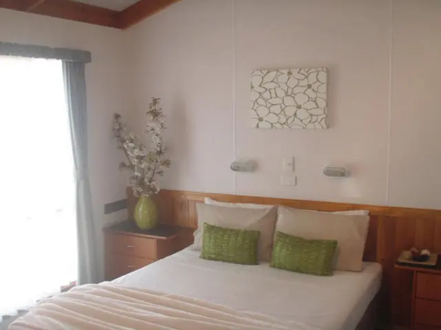 Metung Holiday Villas