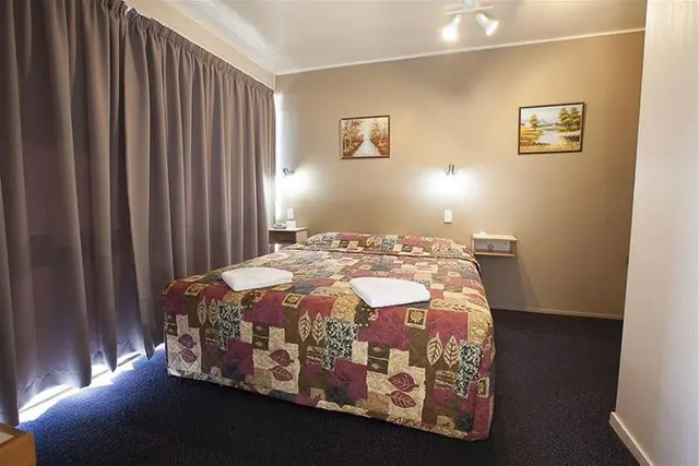 Mid City Motor Inn - Mackay