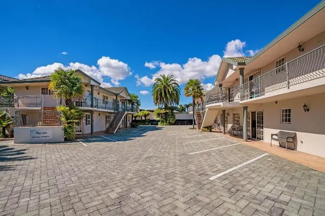 Silver Fern Accommodation & Spa