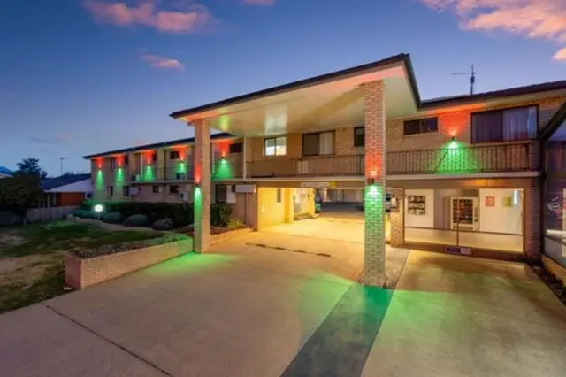 West End Motor Lodge