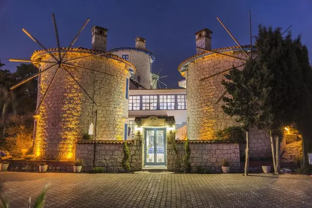 Alacati Degirmen