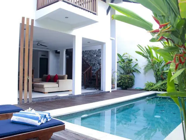 Delu Villas And Suites