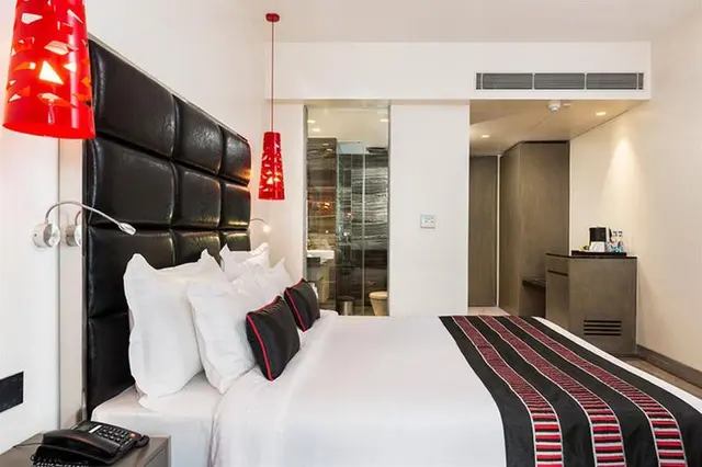 Aauris Hotel