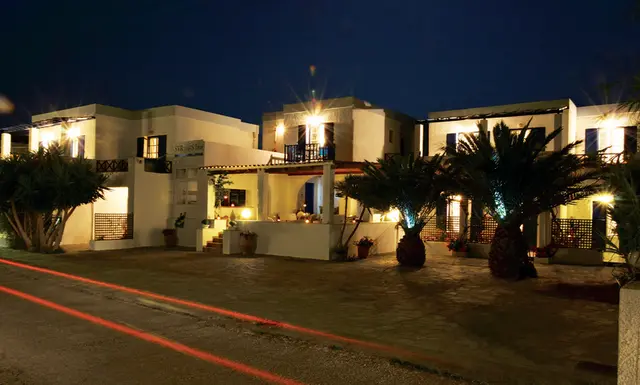 Syros Inn