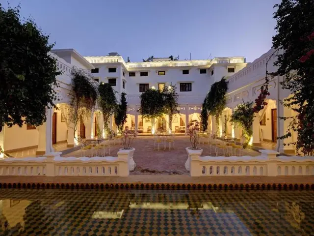 Saracca Hotel Lucknow