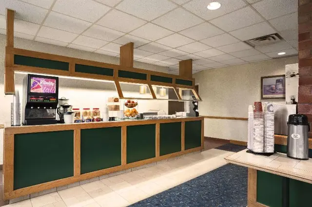Travelodge by Wyndham Chatham