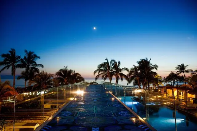 W Punta De Mita