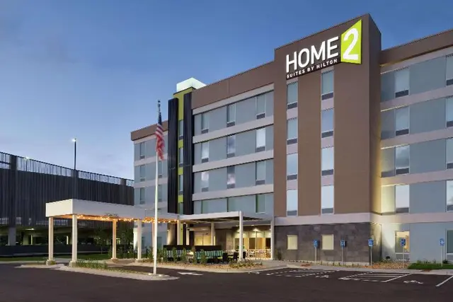 Home2 Suites by Hilton Roseville Minneapolis