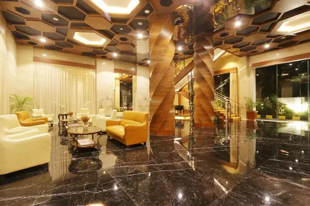FOX HOTEL NAGOYA BATAM