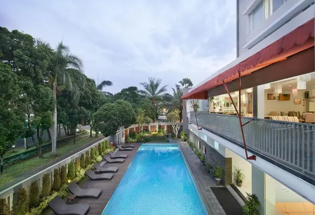Grand Cakra Hotel