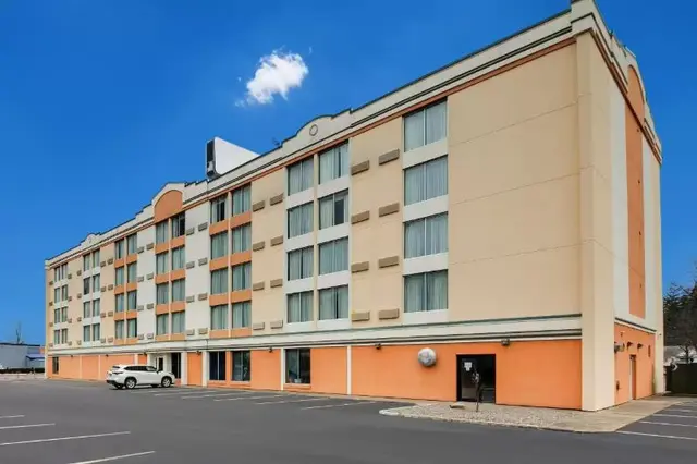 Quality Inn