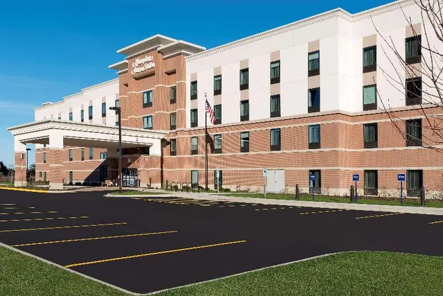 Hampton Inn & Suites Chicago/Schaumburg
