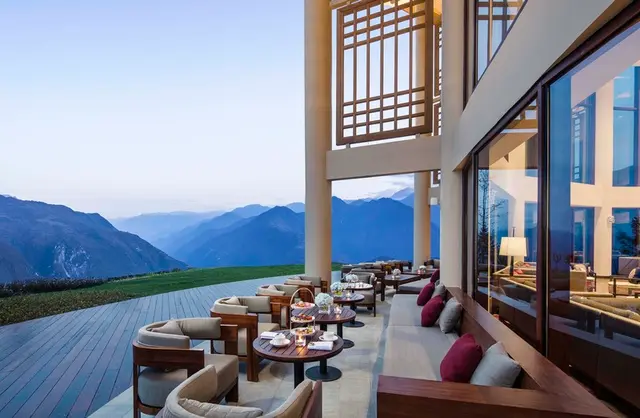 Banyan Tree Jiuzhaigou