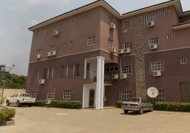 GADE PLACE HOTEL