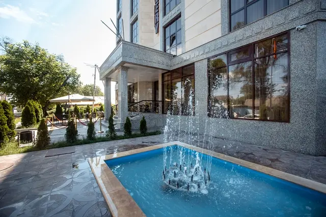 Discovery Hotel