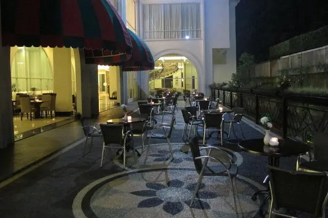The Sahira Hotel (Syariah Hotel)