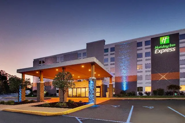 Holiday Inn Express Pittston - Scranton Airport