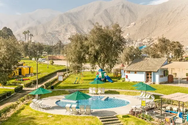 El Pueblo Resort & Convention Center