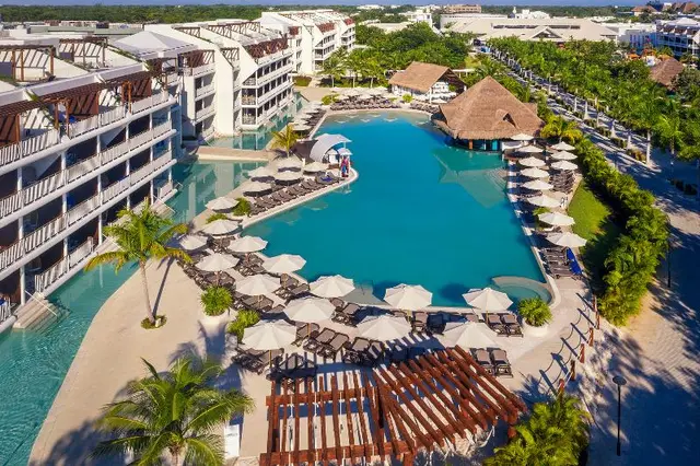 El Beso Adults Only at Ocean Riviera Paradise AI