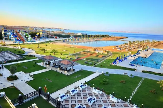Gravity Hotel Aqua Park Hurghada