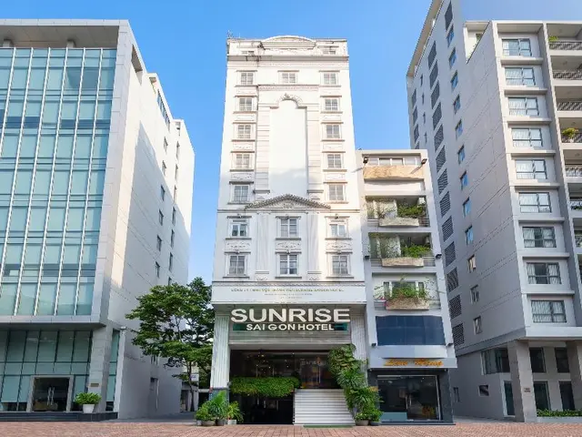 Sunrise Central Hotel