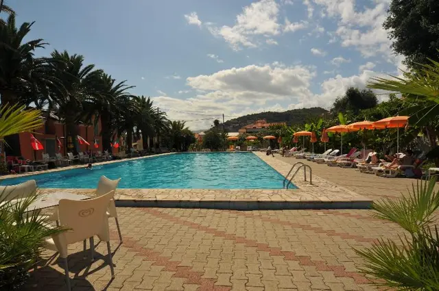 Borgo degli Ulivi Resort