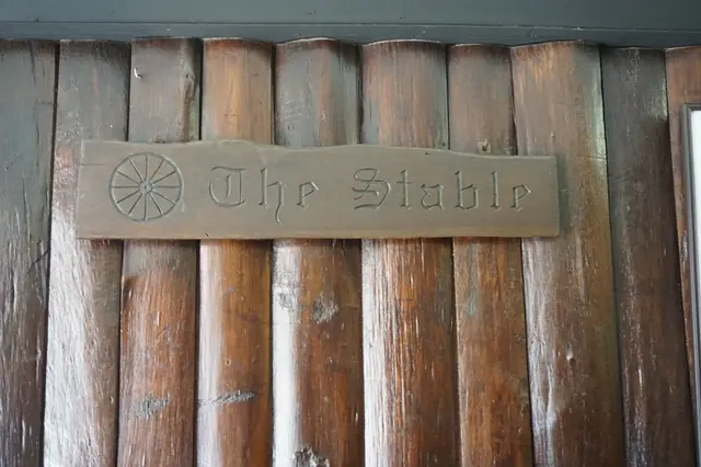Stable Lodge