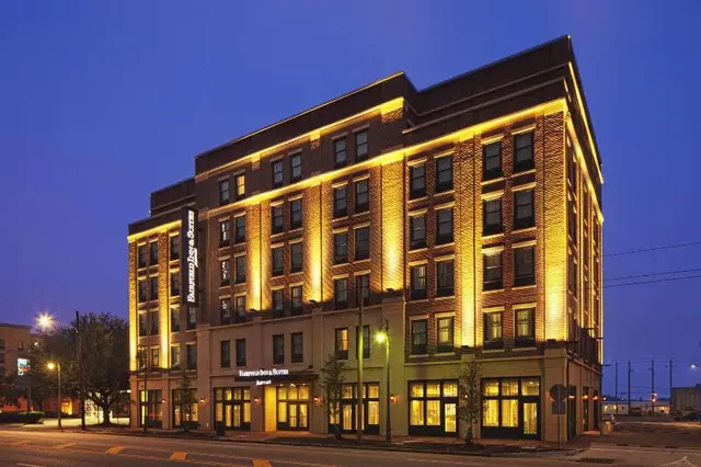 Fairfield Inn & Suites Savannah Downtown