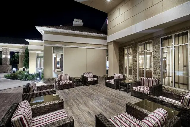 Hilton Garden Inn Roslyn, NY