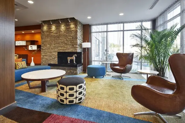 Fairfield Inn & Suites Alexandria