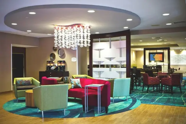 Holiday Inn Express & Suites Sarasota Bradenton
