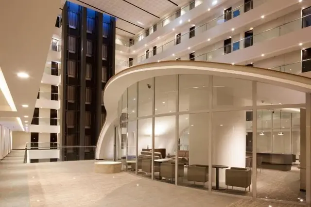 Radisson Hotel Santa Cruz