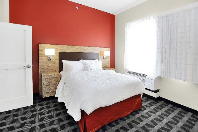 TownePlace Suites Grove City Mercer/Outlets