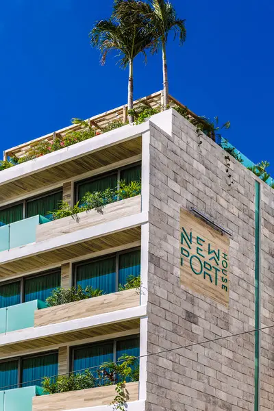 Newport House Playa