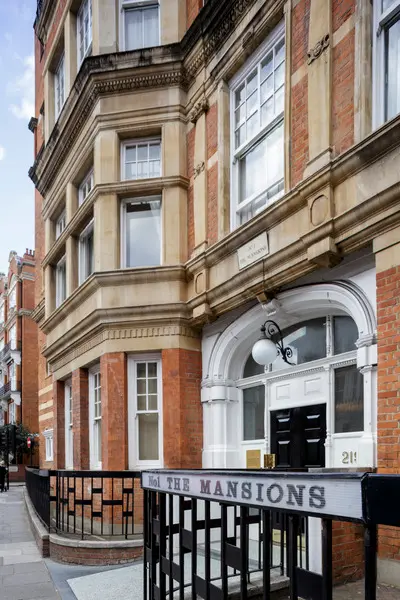 NO1 THE MANSIONS BY MANSLEY