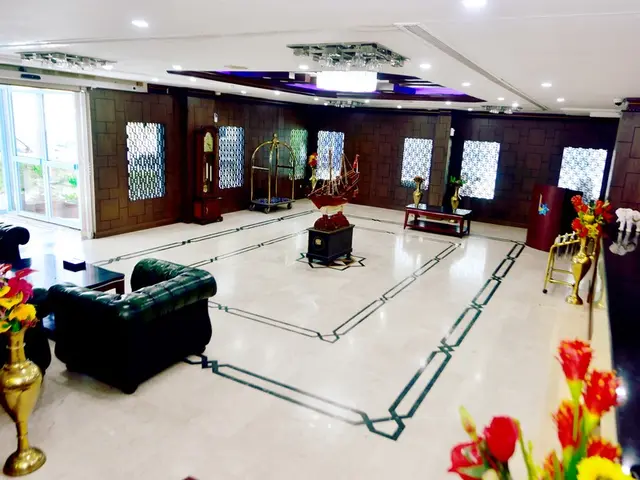 Al Bahjah Hotel