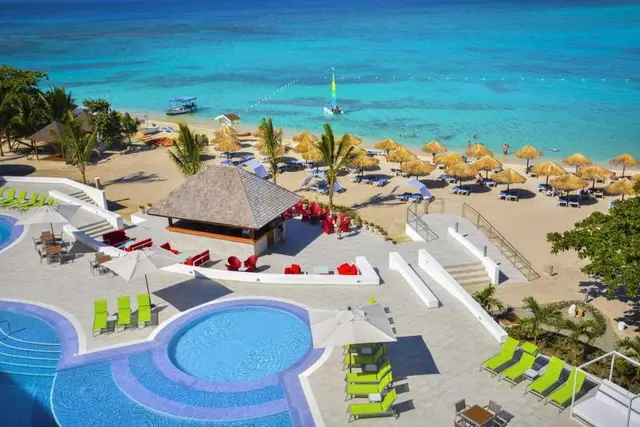 Grand Decameron Cornwall Beach Trademark All Inclu