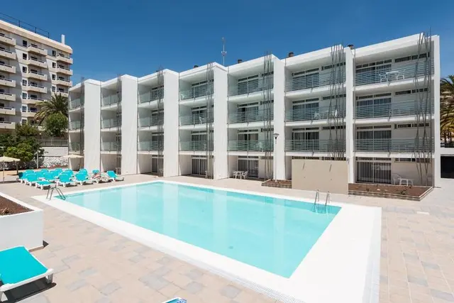eó Apartamentos Las Rosas