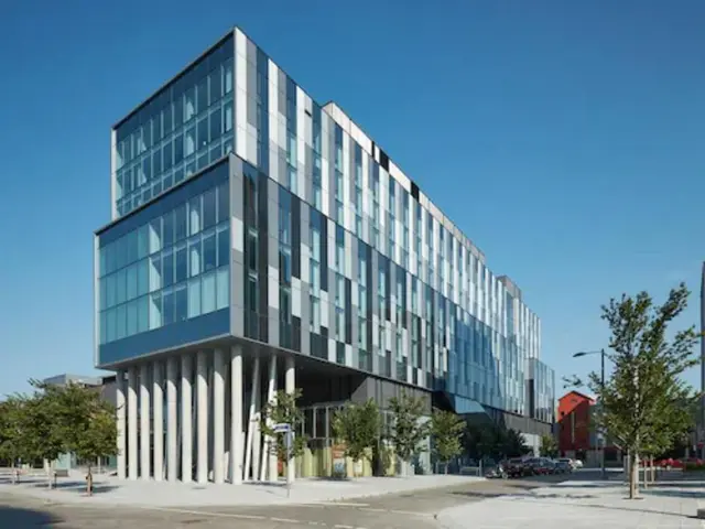 Res & Conf Centre Toronto Downtown