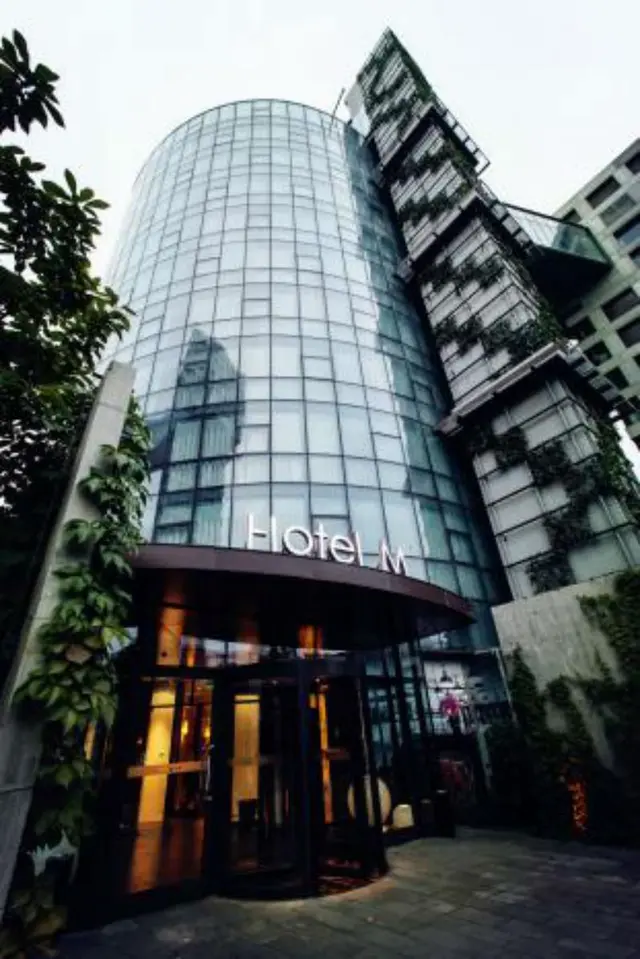 Hotel MoMc