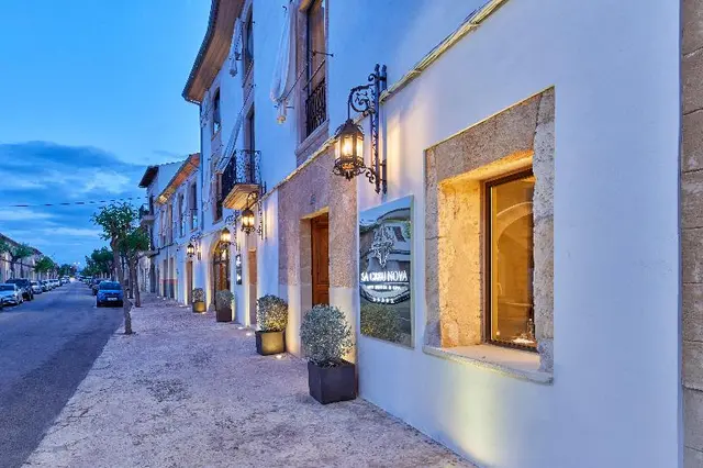 Sa Creu Nova Petit Palais Art & Spa