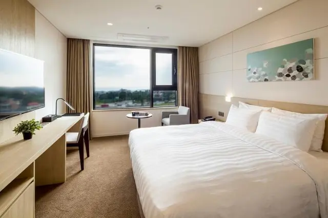 Hotel Theborn Jeju