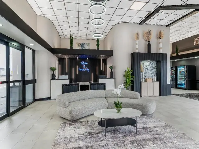 Red Lion Inn and Suites Kansas City