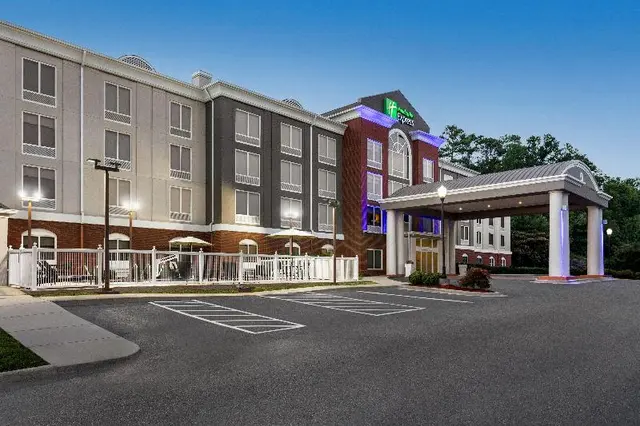 Holiday Inn Express BirminghamIrondale (East)