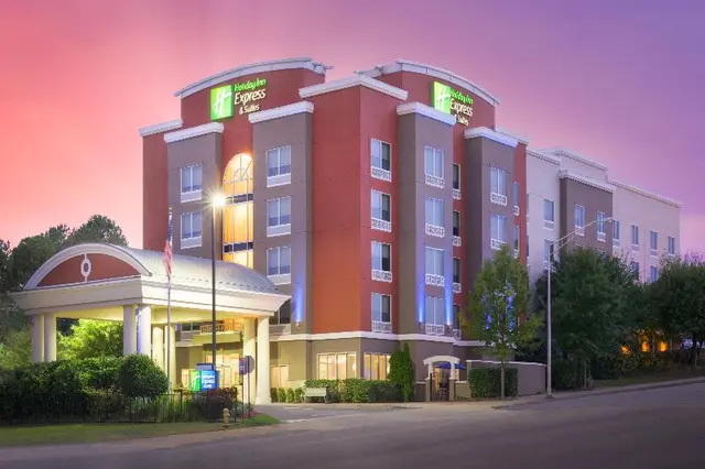 Holiday Inn Express Suites Chattanooga Downtown