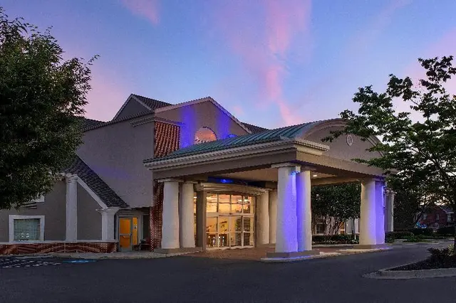Holiday Inn Express and Suites Annapolis